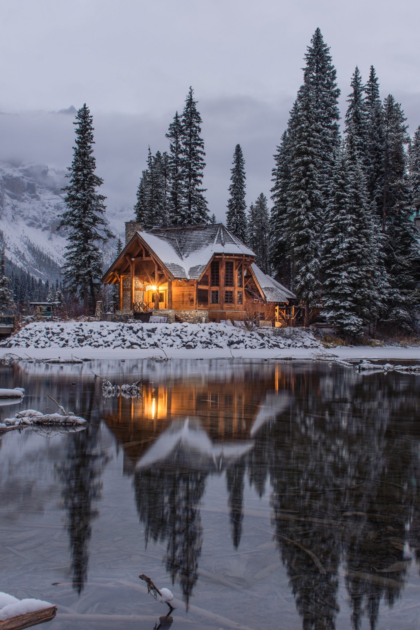 winter home scene