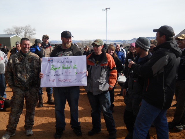 Photo of members of Team 517 which caught the Biggest Burbot during the 2013 Burbot Bash!
